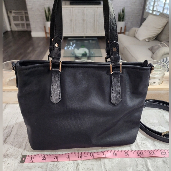 Kate spade mini with strap - Picture 2 of 10